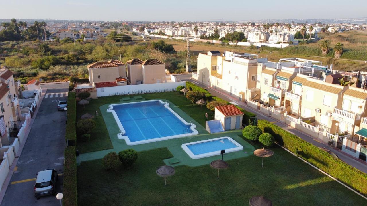 Holiday House טורבייחה מראה חיצוני תמונה