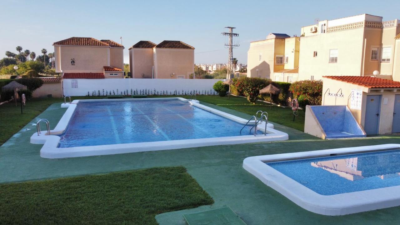 Holiday House טורבייחה מראה חיצוני תמונה